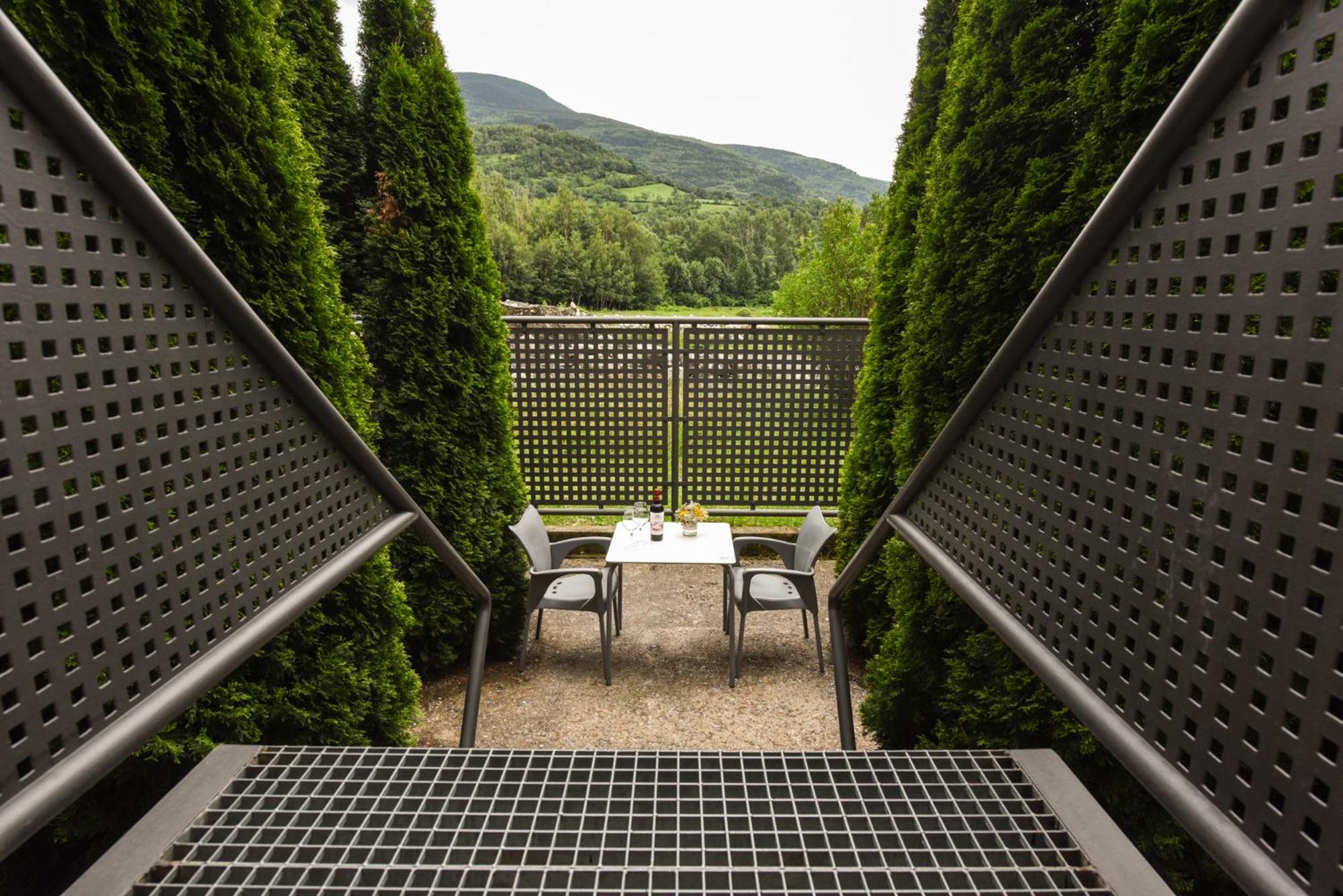 Sommos Hotel Benasque Spa Exterior photo