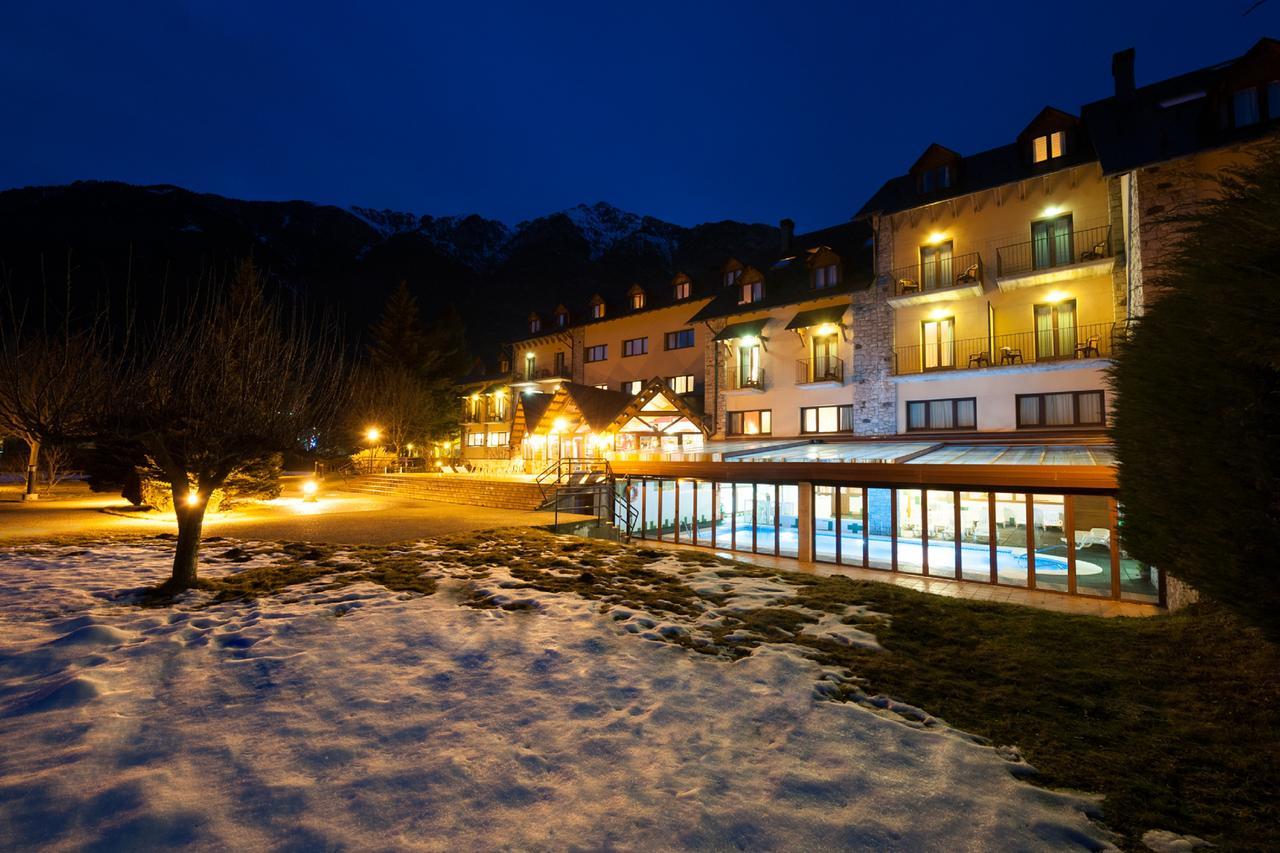 Sommos Hotel Benasque Spa Exterior photo