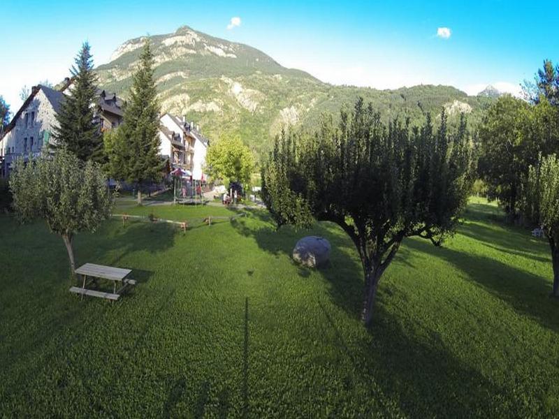 Sommos Hotel Benasque Spa Exterior photo